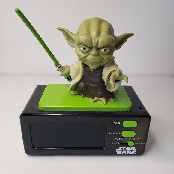 Lucas Film Yoda Alarm Clock w Light Saber 5" across Tested/Working *no box* - Picture 3 of 13